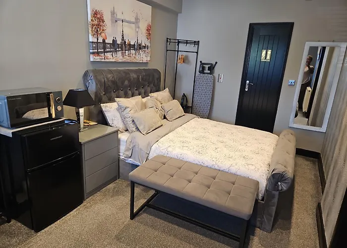 Luxury Room In Dudley