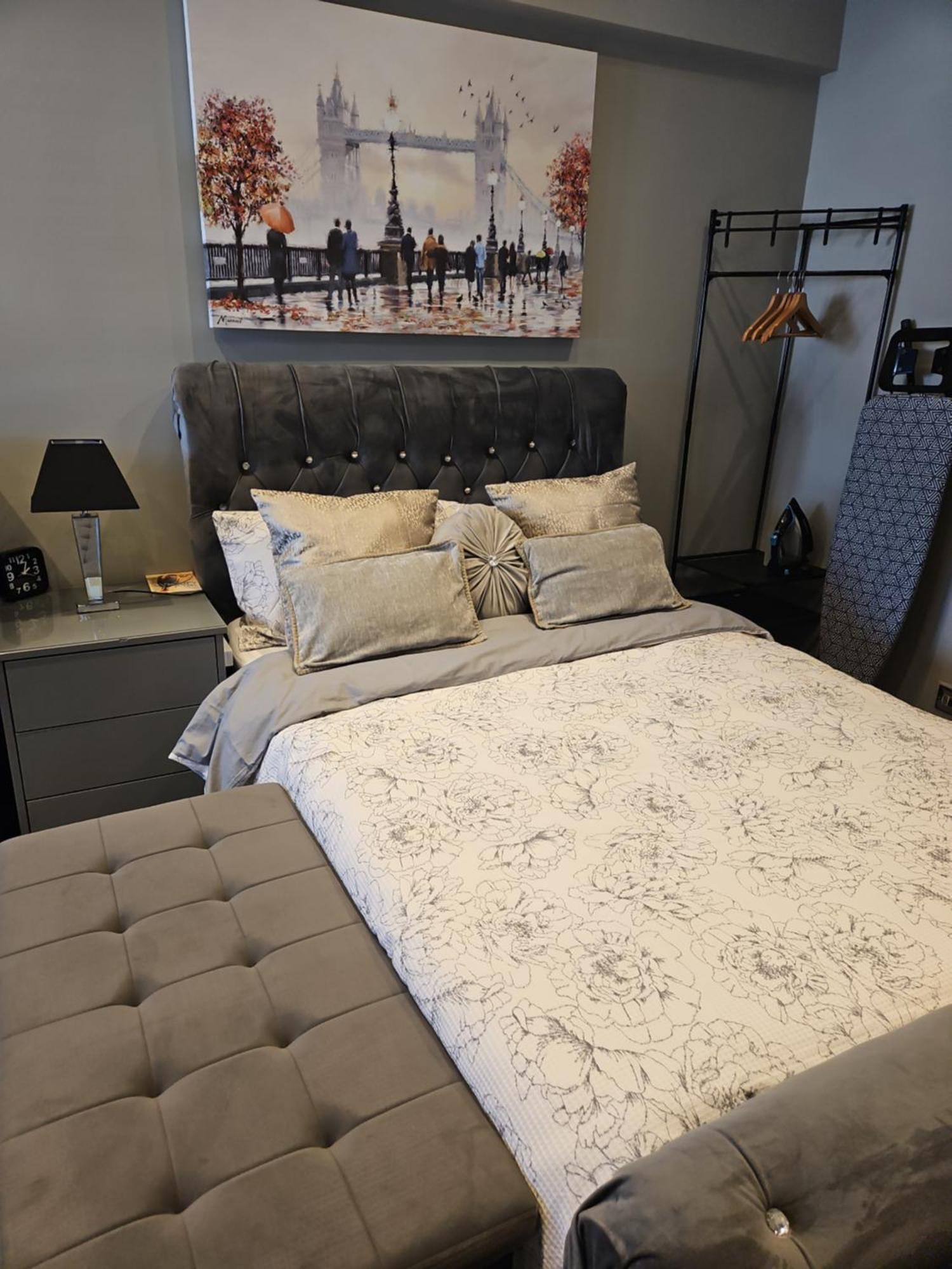 Luxury In * Dudley